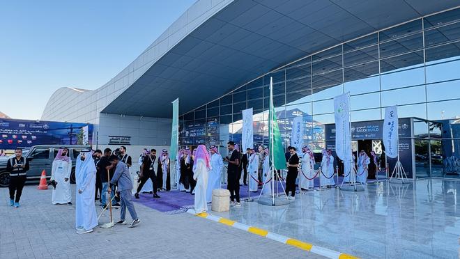 钢化镜亮相2025沙特展麻将胡了2试玩科沐智能(图4)